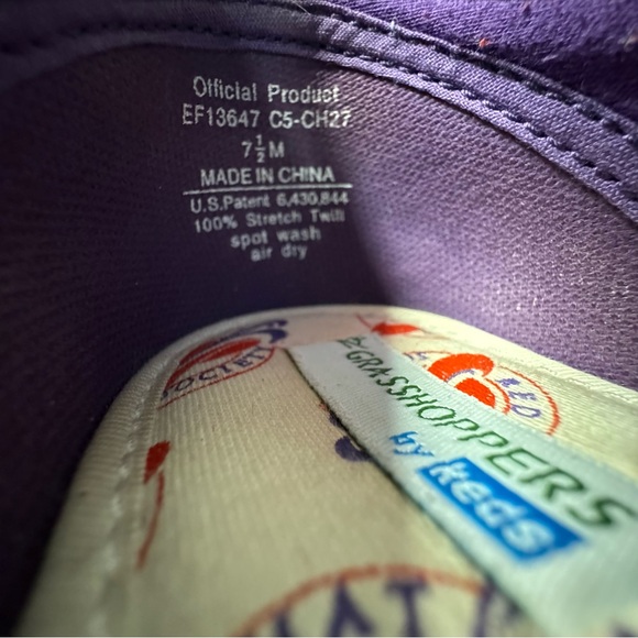 Keds Grasshoppers women’s‎ slip on shoes size 7.5, purple with red hat - Picture 5 of 5